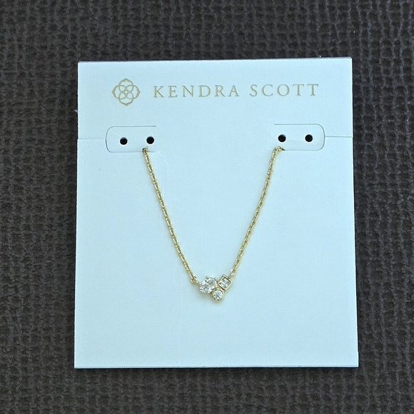 Kendra Scott Jewelry - Kendra Scott "Henry" Short Necklace in Gold💛 - NWT